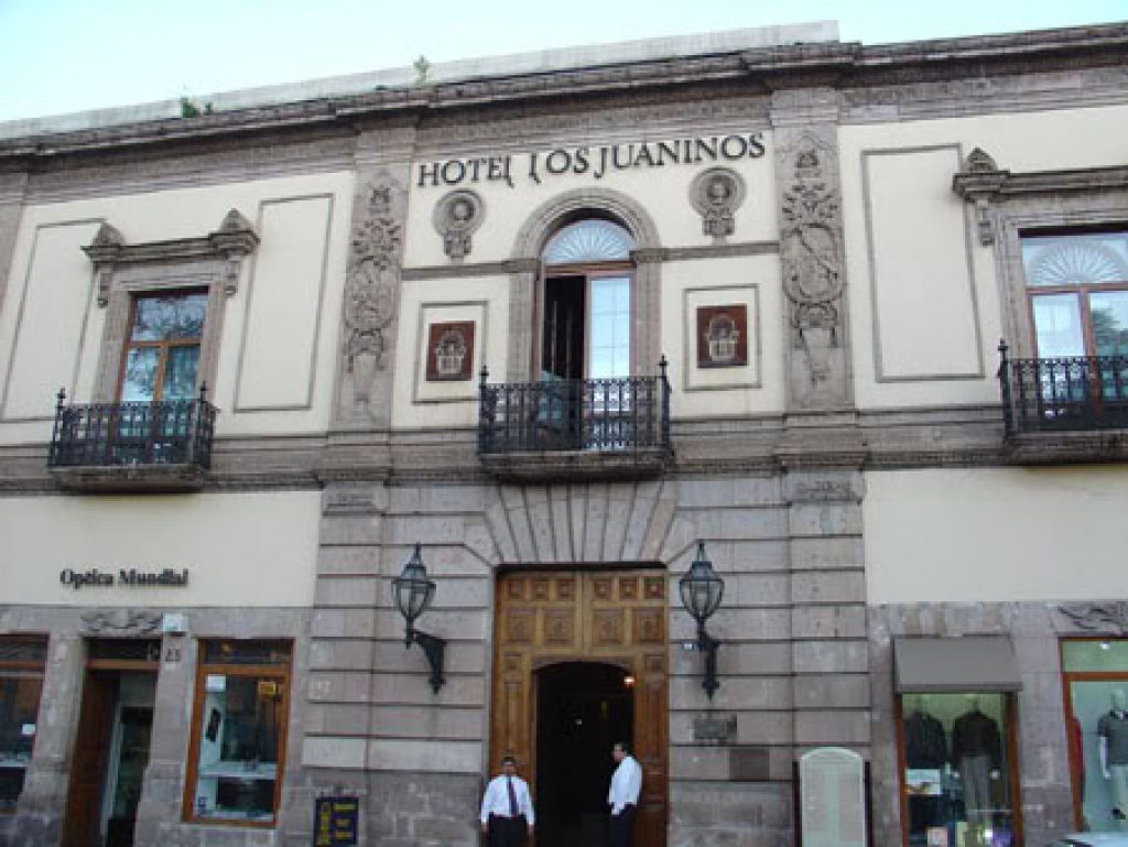 Hotel Los Juaninos, Dueto Zacán, Morelia, Michoacán, Música tradicional Michoacana, Música tradicional Mexicana, Pirekuas, Purepechas
